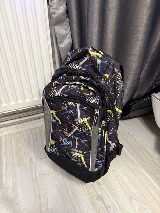 Ghiozdan cu roti de baieti