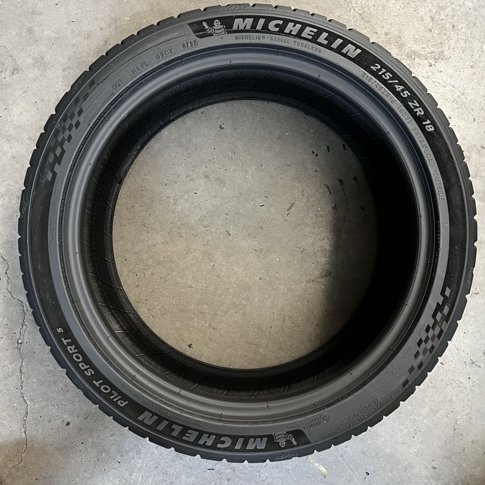 4 Anvelope vara 215 45 18 Michelin DOT 2022