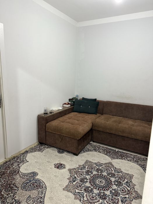 Продам свой 1в2 ком.кв. Юнусабад 15 кв