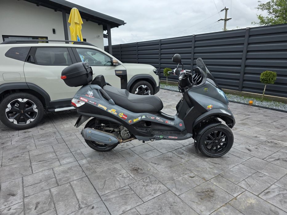Vand/schimb piaggio mp3 din 2010
