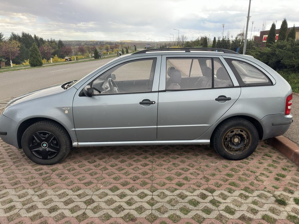 Skoda Fabia 1 1.4 benzina 2002 luna a-8a