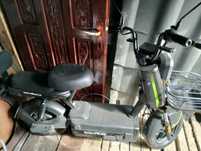 Motoretă electrica