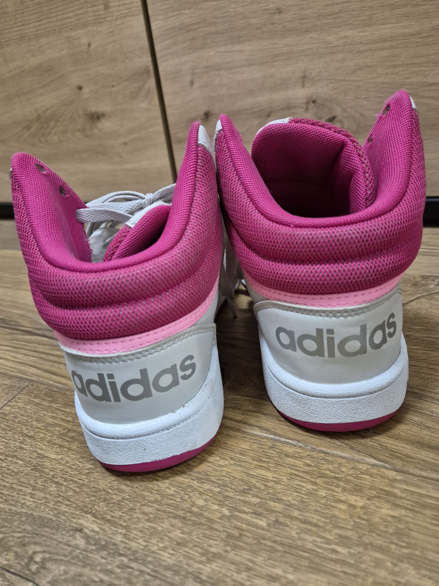 Кецове Adidas 37 и  1/2