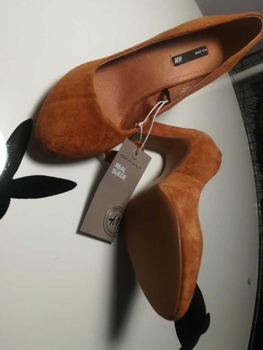 Pantofi piele întoarsa - H&M Premium Quality, 38, noi, cu eticheta.