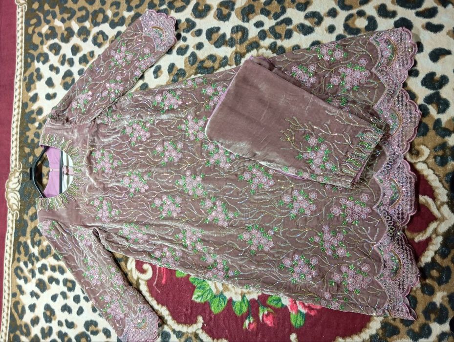 Куйлак иштон размер 54 нархи 200 минг