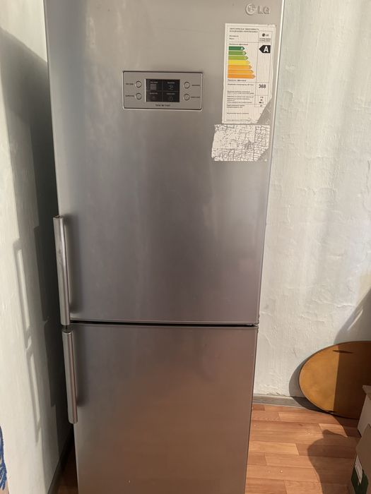 Холодильник Samsung