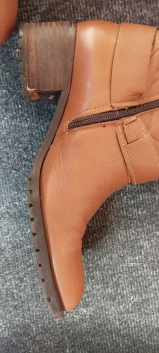 Ботуши от естествена кожа на марка Gianni