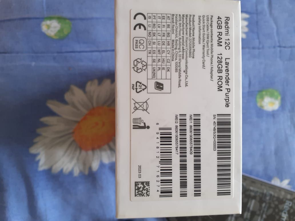 Продам смартфон Redmi 12 c