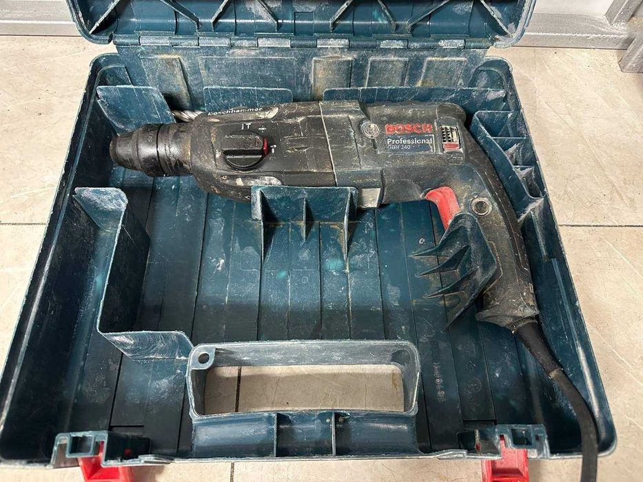 Перфоратор Bosch GBH 240 (г.Астана, ул. Мангилик ел, 17) лот 735247