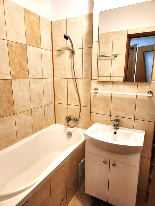 Garsonieră de închiriat , Titulescu , etaj 10 din 11 , vedere superbă