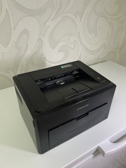 Продаю принтер срочно