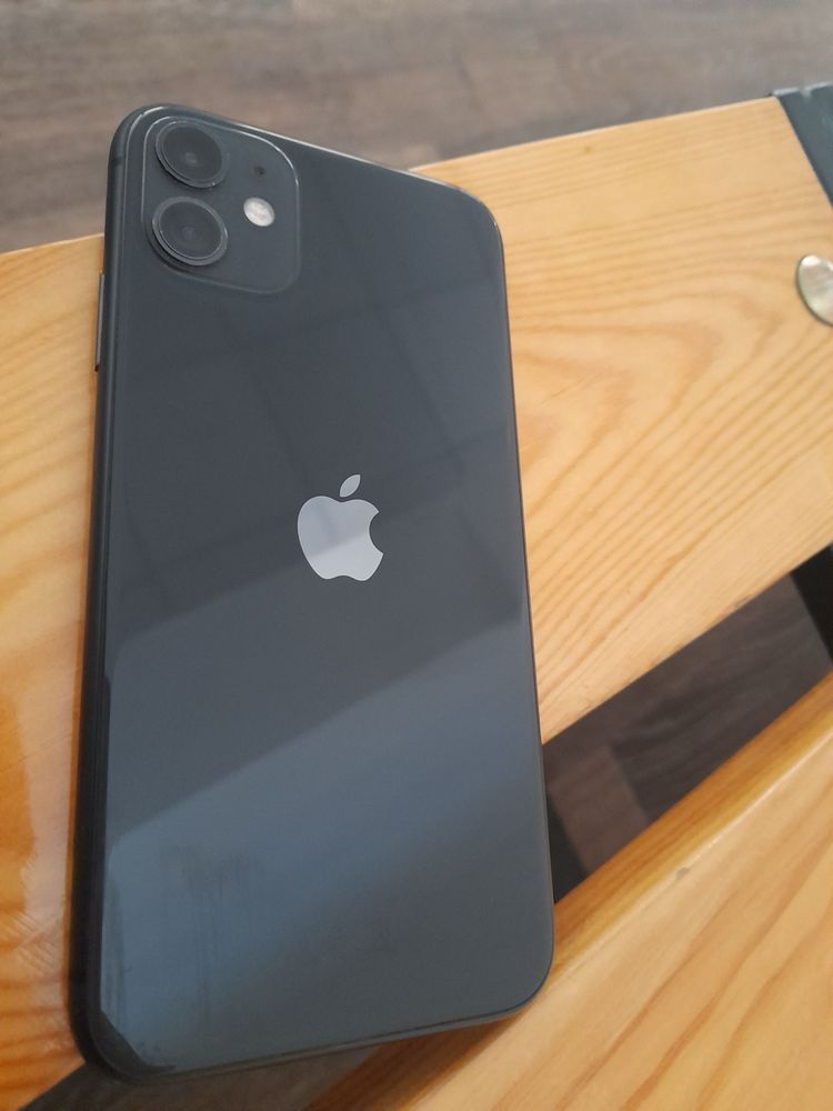 iPhone 11 обмен на модель выше