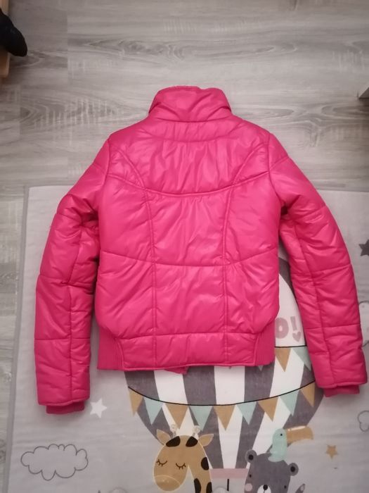 Geaca fucsia kenvelo