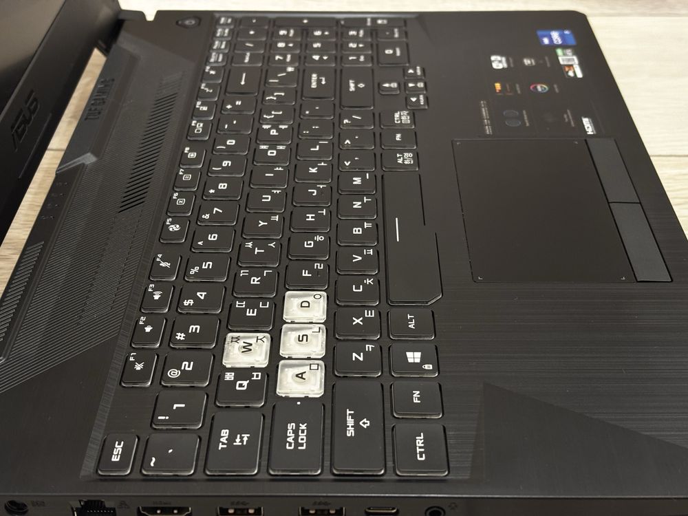 Продается ноутбук ASUS TUF Gaming F15 FX506H,I7-11800H,RTX 3050,16gb