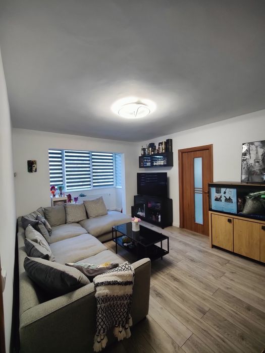 Proprietar Ap 2 camere 55mp