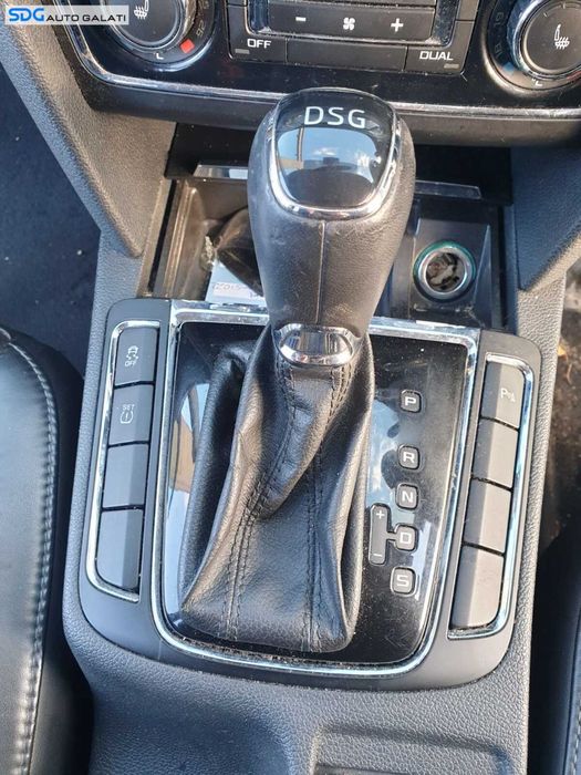 Timonerie Ansamblu Maneta cu Sufa Schimbator Viteze Cutie Automata DSG Skoda Superb 2 2.0 TDI 2008 - 2013
