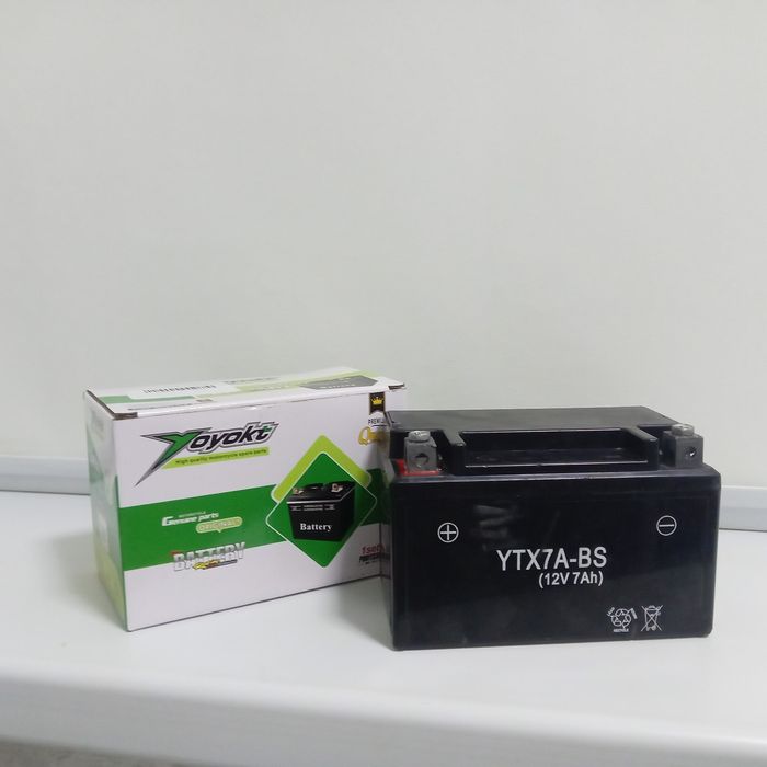 Аккумялтор почти новый