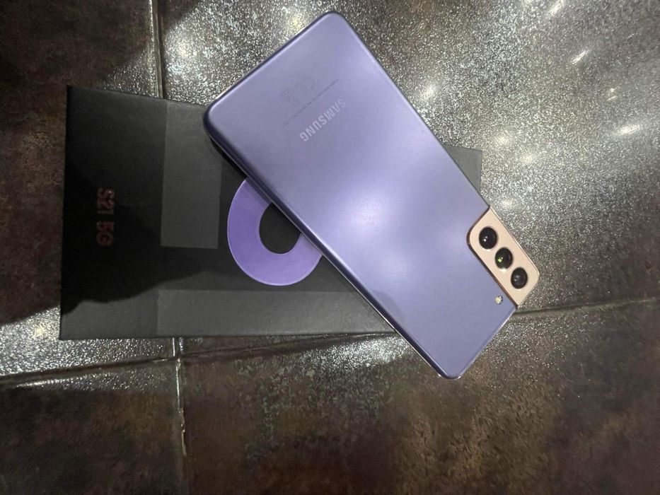 Samsung galaxy s21 purple