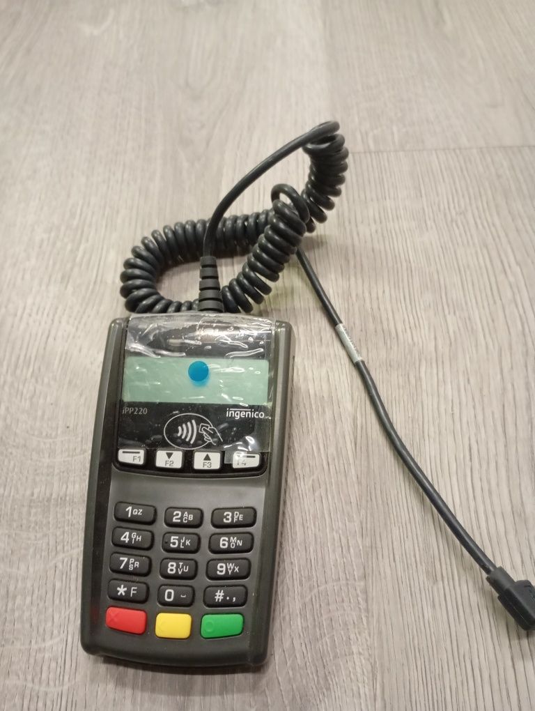Ingenico ipp220 terminal