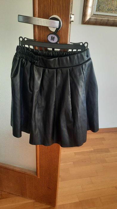 Детска хелоуин кожена пола нова