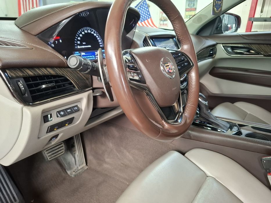 Cadillac ATS 2.0Turbo 300cp 2013 proprietar