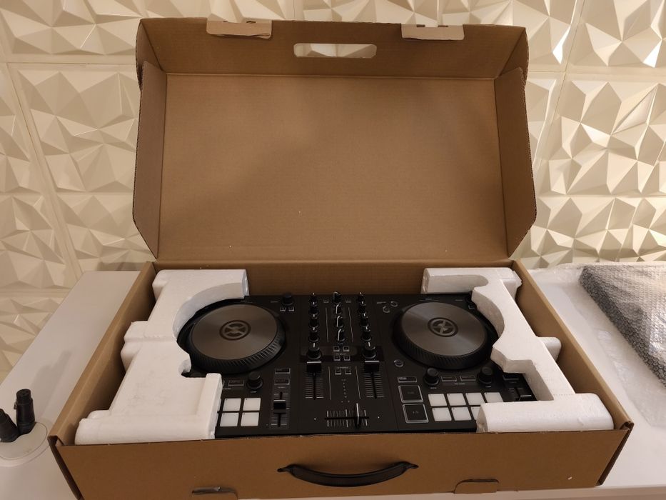 Consola Traktor S2 MK3