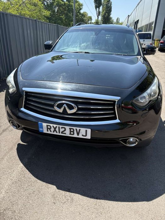 Infiniti FX30d 238кс НА ЧАСТИ