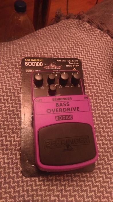 Pedala chitara Bass Behringer BOD100 Bass Overdrive NOU