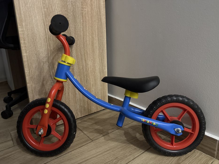 Bicileta pentru bebelusi