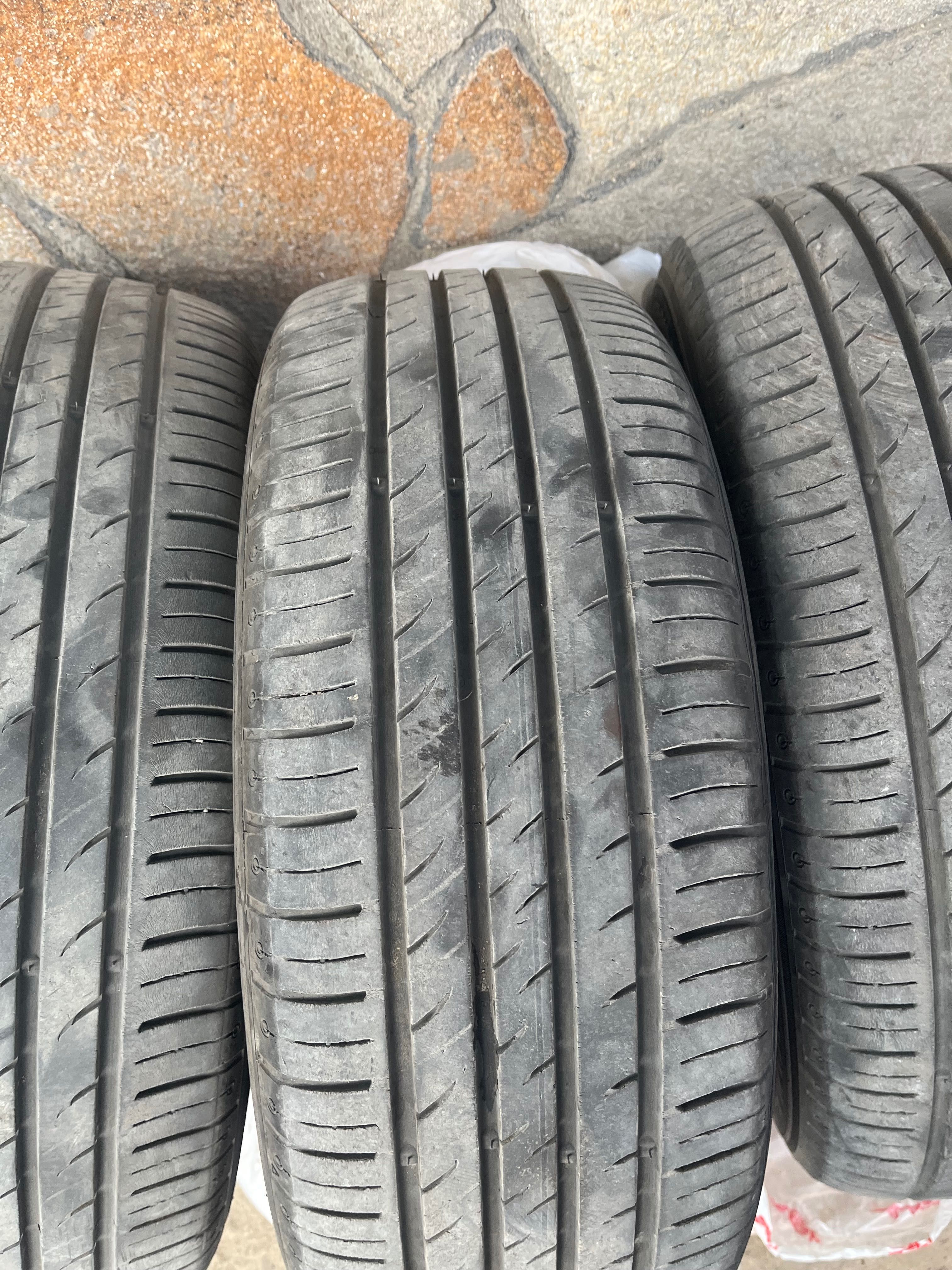 Летни гуми Kumho 205/55 R16