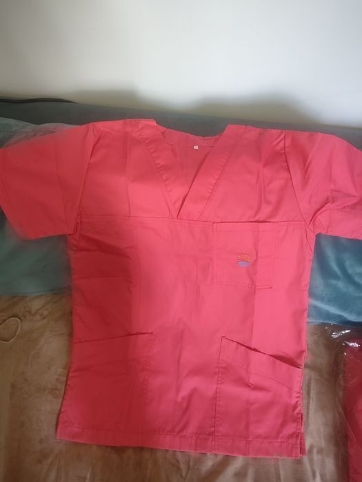 Costum asistent medical