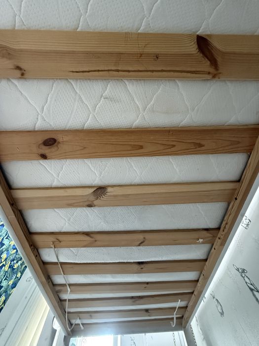 Двухярусная детская кровать