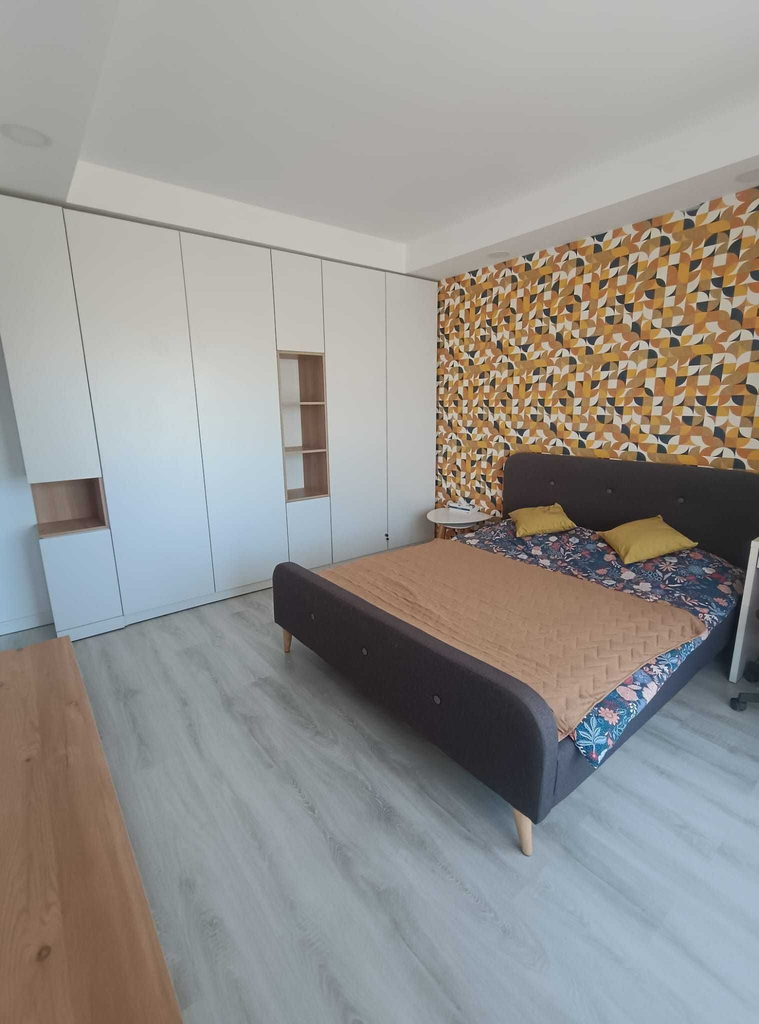 Apartament cu o camera, decomandat, Cosmopolis