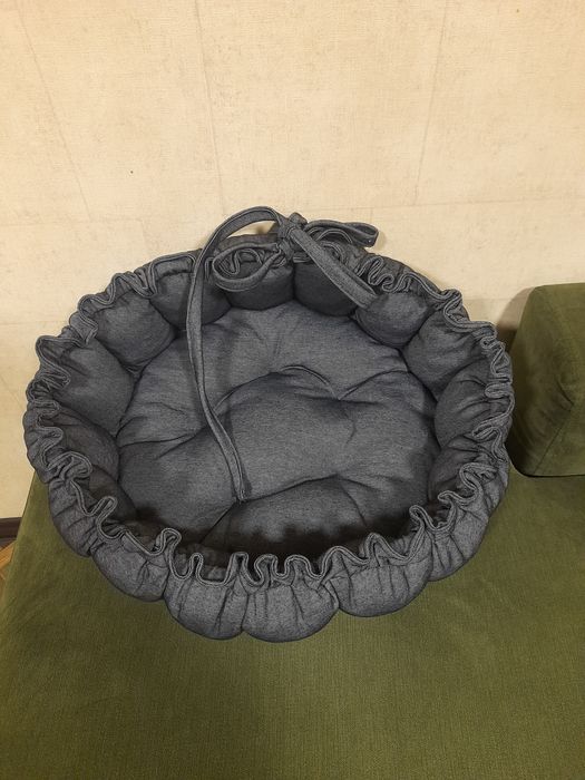 Лежанка для кошек и собак