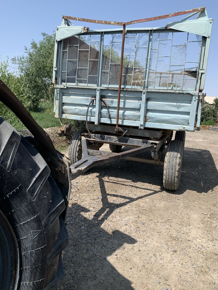 Traktor T28 Buxoro