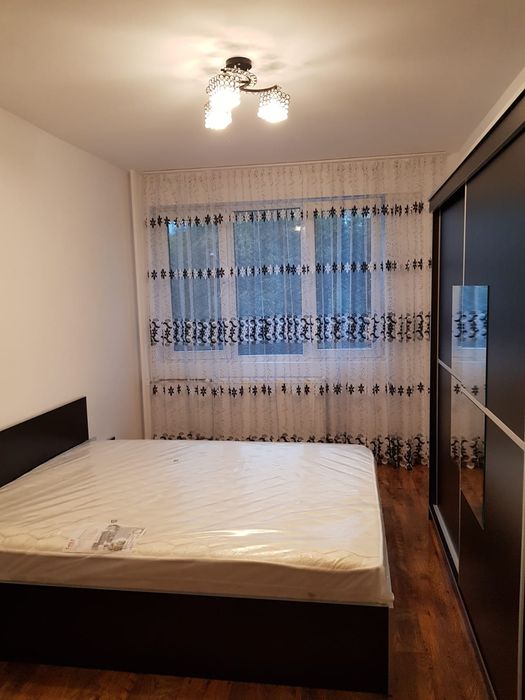 Inchiriez apartament 2 camere mobilat, utilat