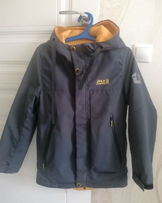 Ветровка для мальчиков