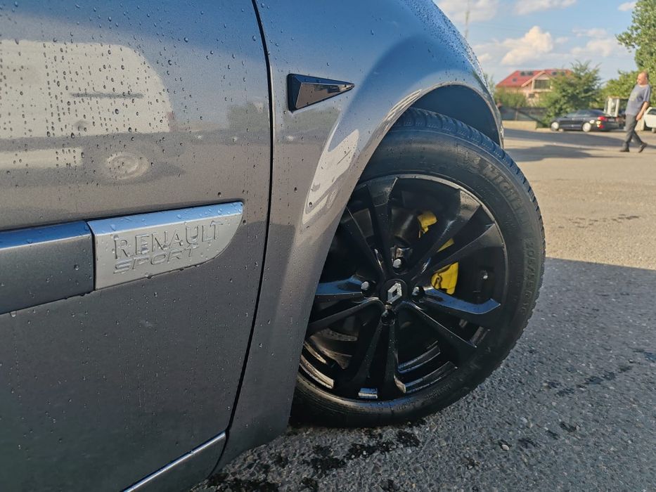 Megane 2.2 1.6v RS look