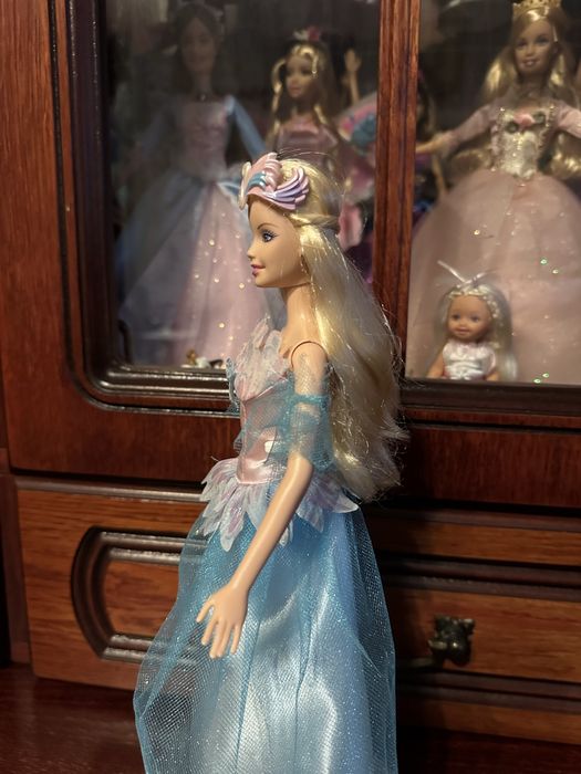 Papusa Barbie Odette Lacul Lebedelor