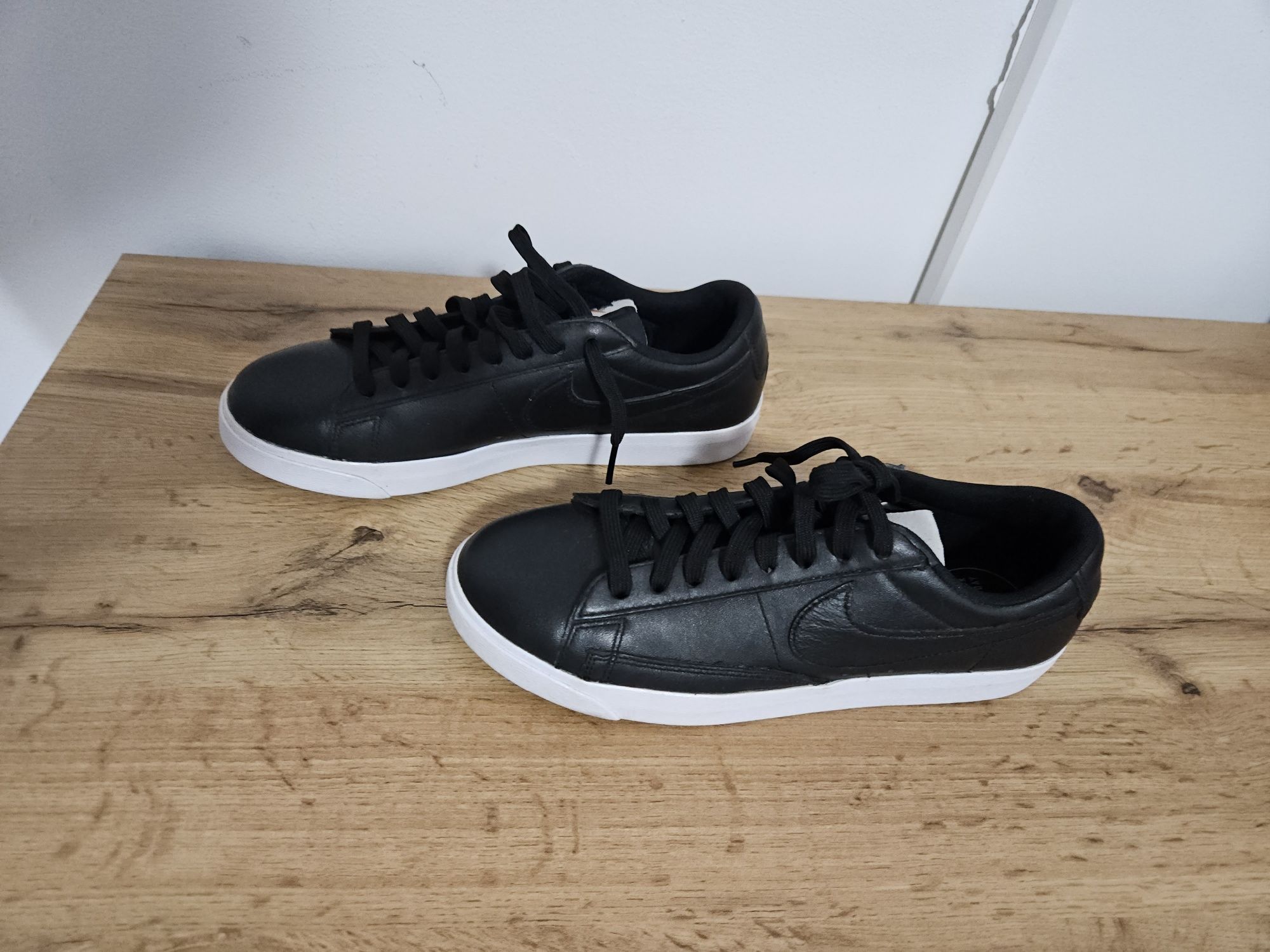 Nike Blazer Low Leather NOI