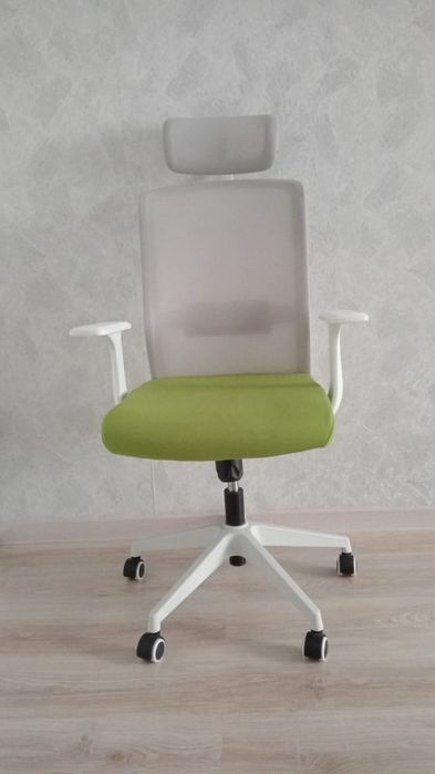 Продается кресло