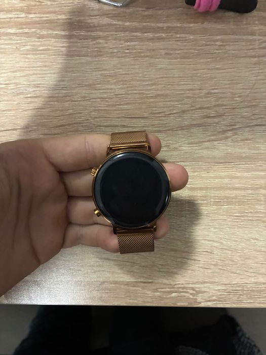 Продавам HUAWEI GT2