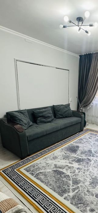 Продам диван серого цвета