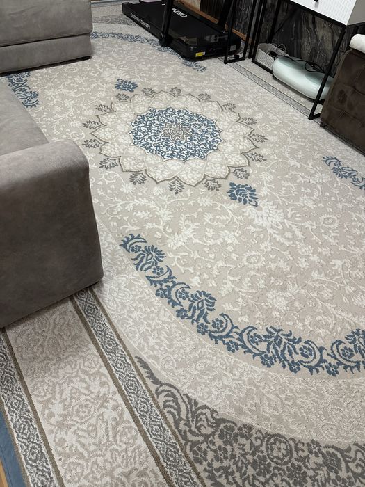 Продам ковер 3,на5