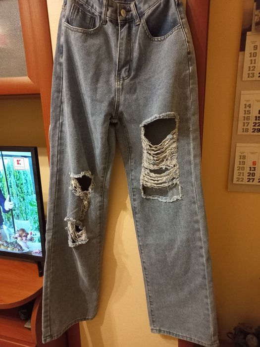 Дънки с широк крачол