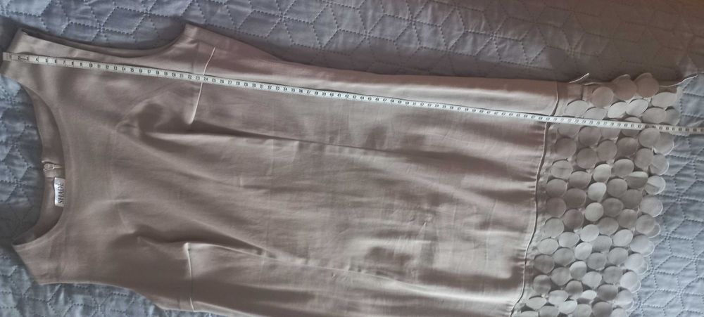 Елегантна  рокля