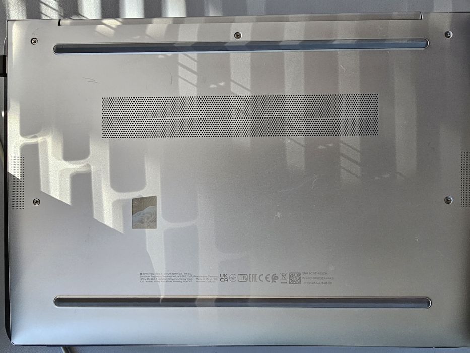 Лаптоп HP EliteBook G9 i7-1255U, 32GB(2x16GB) 14" IPS, 512GB ГАРАНЦИЯ