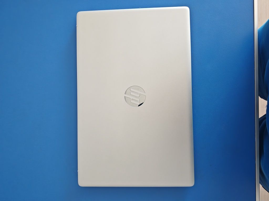 Hp 17- cn4740ng НОВ!!!