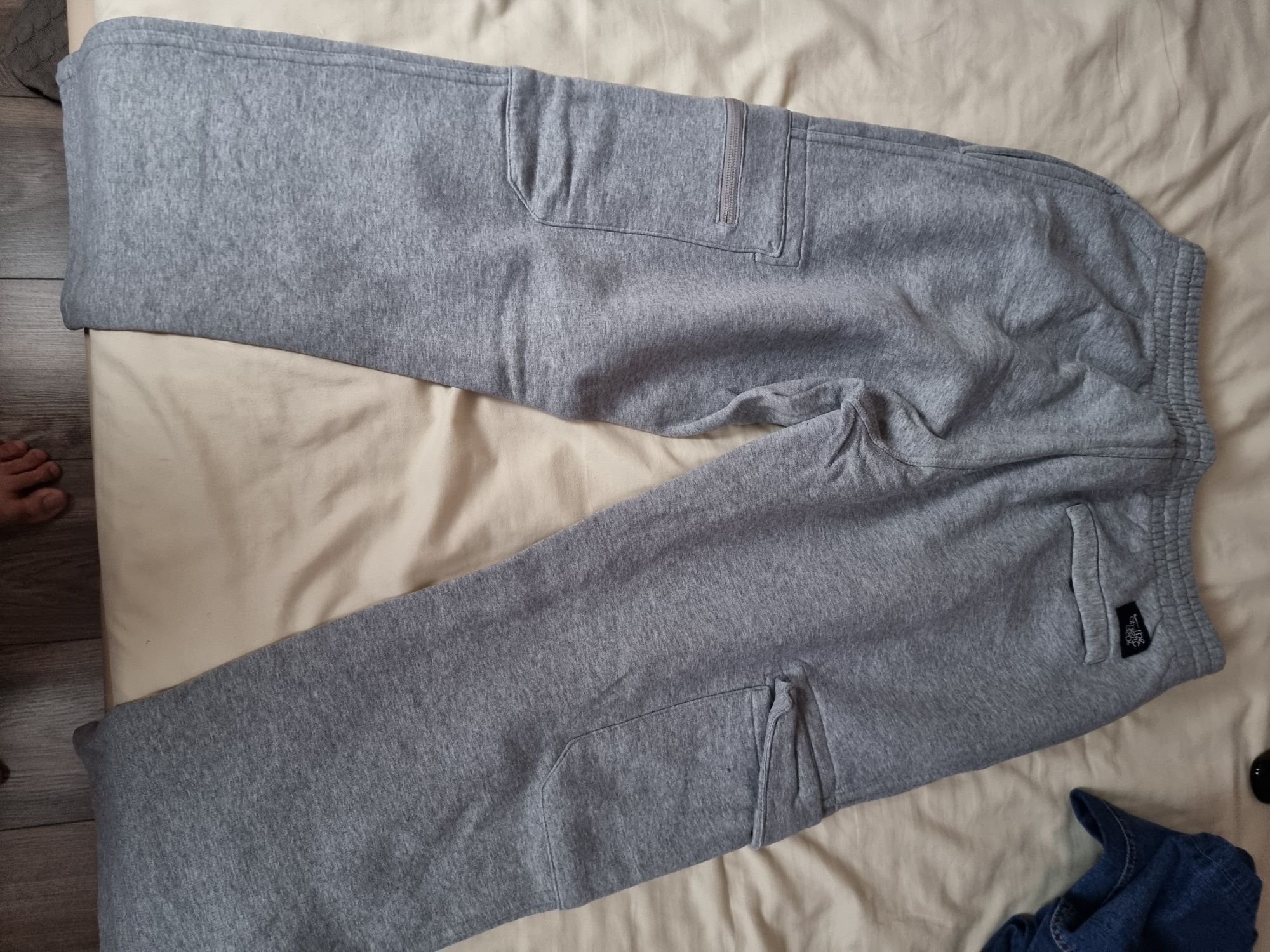 Pantaloni nike grosi