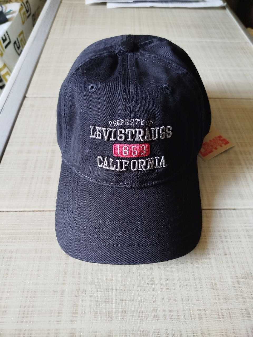 Продаю новые  кепки  разных цветов  фирма LEVIS  Таиланд звоните смело